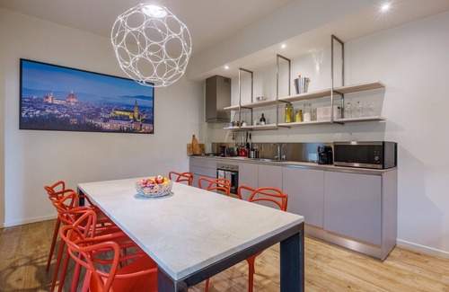 Santissima Annunziata Apartment | Lovely apartment for 6 guests with A/C, WIFI and TV