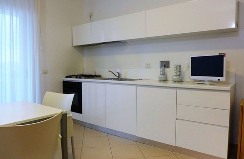 Marina di Vasto Apartment | Lovely apartment for 4 guests with pool, WIFI, A/C, TV, patio and pets allowed