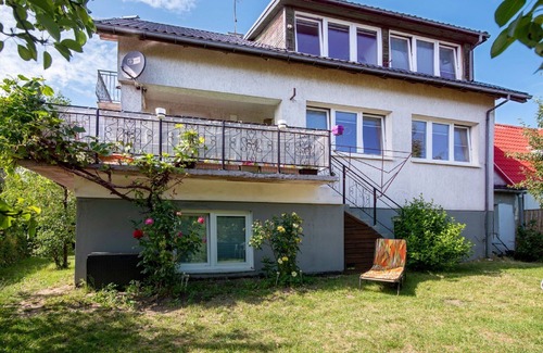 Koszalin House | Lovely apartment in villa for 10 people with WIFI, TV, patio and pets allowed