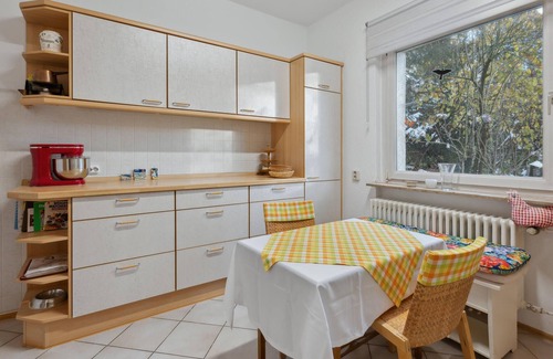 Kernberge Apartment | Lovely apartment in Jena with WiFi
