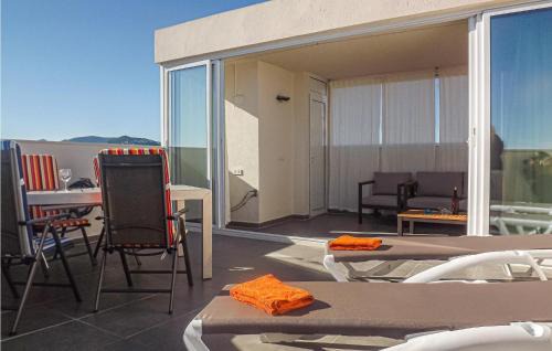 Platja de Piles Apartment | Lovely Apartment In Piles With Wifi