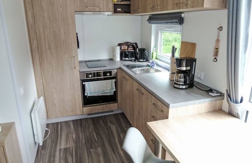 Wemding House | Lovely apartment in villa for 4 guests with A/C, WIFI, TV, terrace and pets allowed