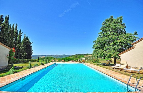 San Gimignano Apartment | Lovely apartment for 2 guests with WIFI, pool, A/C, TV, patio and panoramic view