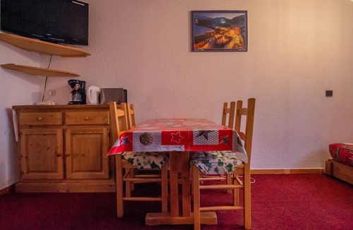 Les Avanchers-Valmorel Apartment | Lovely Apt with Mountain View, 100m from Slopes, Pet-Friendly