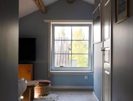 Byske Villa | Lovely cabin with a beautiful view over Byske river