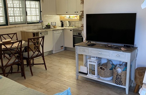 Olhao Cottage | Lovely Cottage in Armona Island - Sleeps 4