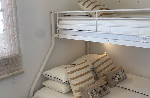 Olhao Cottage | Lovely Cottage in Armona Island - Sleeps 4