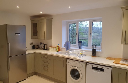 Ludwel Cottage | Lovely dog friendly cottage 4 miles from Ludlow with feature oak glass gable.