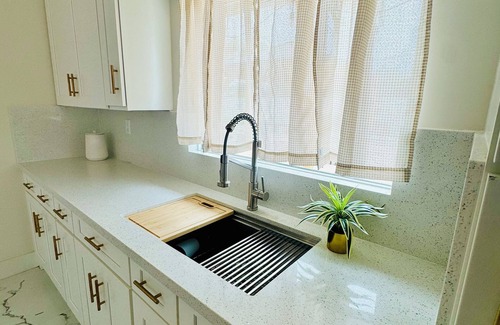 McAllen House | Lovely fresh happy place