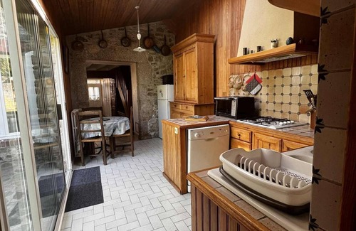 Saint-Vaast-la-Hougue House | lovely haven in a common sea. for a family, and animals