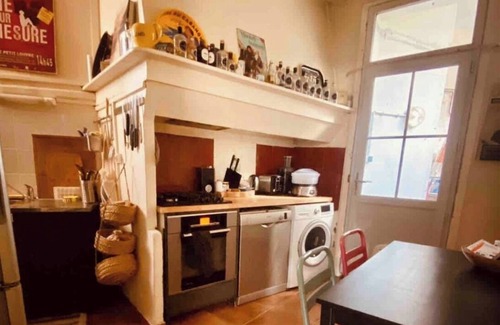 Montpellier City-Centre Apartment | Lovely Haussmann-style apartment in the heart of Montpellier, prefecture district