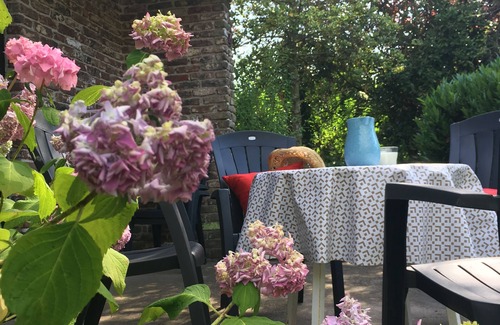 Mesnil-Saint-Pere House | Lovely holiday cottages with an authentic charm facing the lake