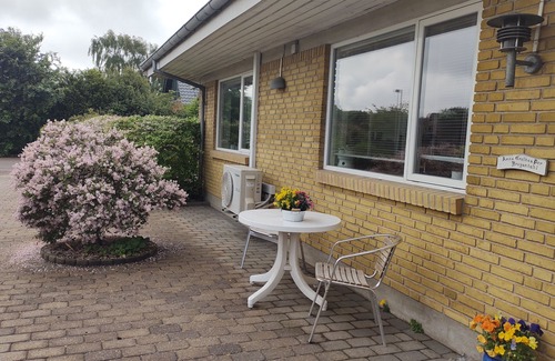 Skive Apartment | Lovely holiday apartment with a view of the fjord.