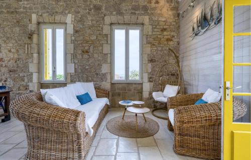 Port-des-Barques House | Lovely Home In Port-Des-Barques