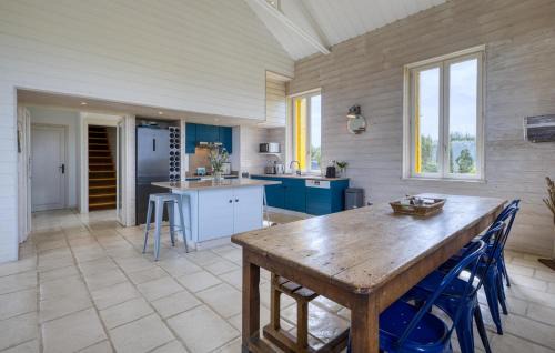 Port-des-Barques House | Lovely Home In Port-Des-Barques