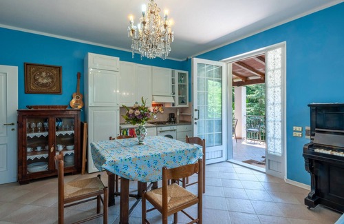 Apecchio House | Lovely home in Apecchio -PU-