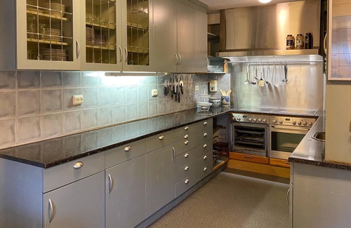 Reed House | Lovely home in Breim with kitchen