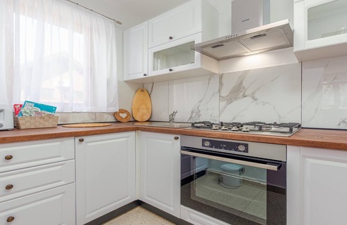 Gospic House | Lovely home in Brezik with sauna