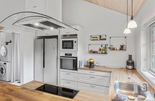 Kramnitse House | Lovely home in Dannemare with sauna