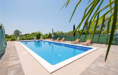 Donji Prolozac House | Lovely Home In Donji Prolozac With Wifi