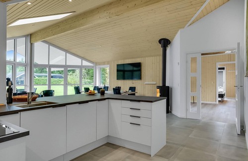 Øksenmølle House | Lovely home in Ebeltoft with sauna