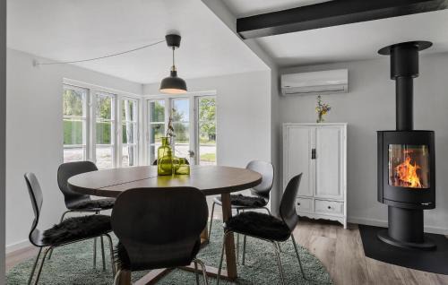 Faxe Ladeplads House | Lovely Home In Faxe Ladeplads With Wifi