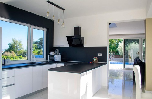 Rudine House | Lovely home in Kastel Novi