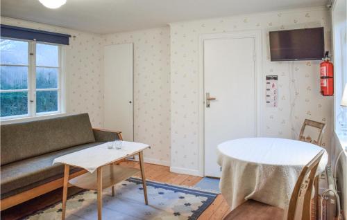 Hagaby House | Lovely Home In Löttorp With Wifi
