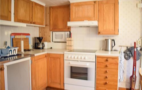 Hagaby House | Lovely Home In Löttorp With Wifi