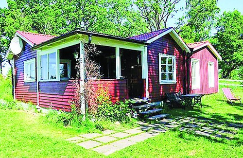 Ljungsarp House | Lovely home in Ljungsarp with sauna