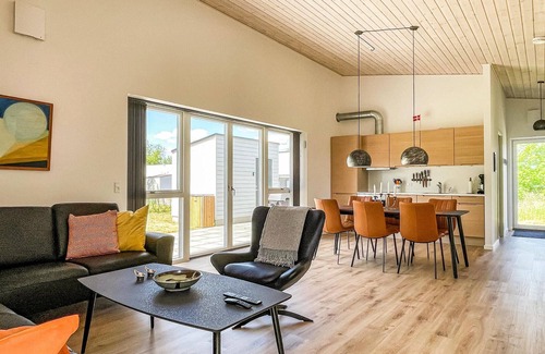 Snogebaek House | Lovely home in Nexø with WiFi