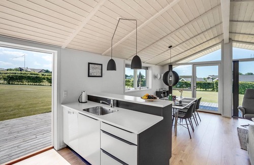 Nordborg House | Lovely home in Nordborg with kitchen