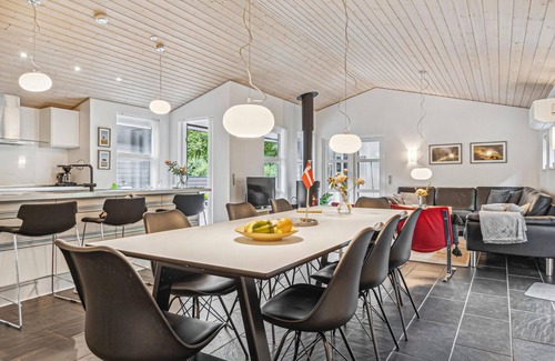 Jegum House | Lovely home in Oksbøl with sauna