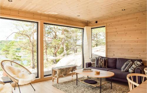 Risor House | Lovely Home In Risør With Kitchen