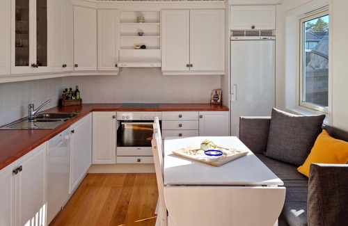 Risor House | Lovely home in Risør with sauna