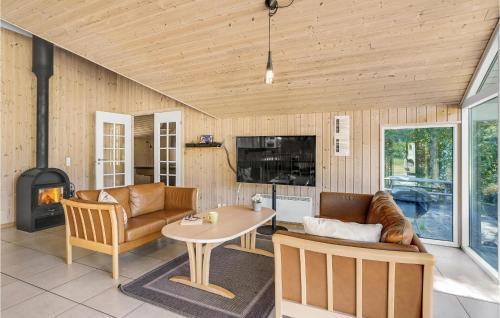 Rodby House | Lovely Home In Rødby With Kitchen