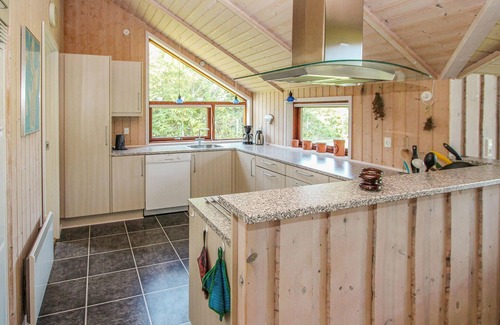 Samsø House | Lovely home in Samsø with WiFi