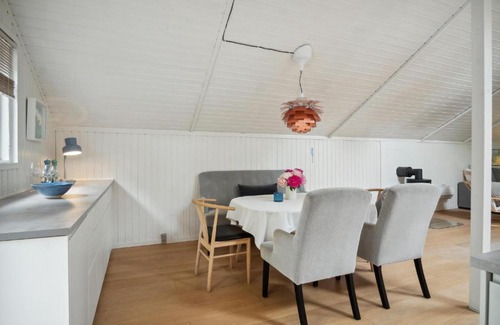 Sklskr House | Lovely Home In Skælskør With Kitchen