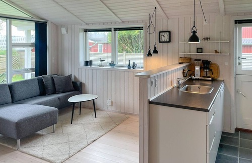 Store Kongsmark House | Lovely home in Slagelse with kitchen