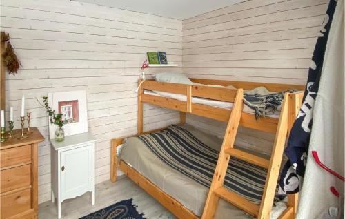 Jönköping House | Lovely Home In Taberg With Kitchen
