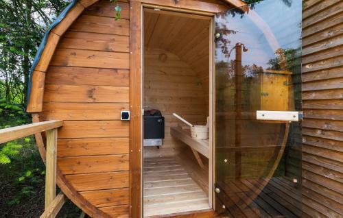 Ugerlse House | Lovely Home In Ugerløse With Kitchen