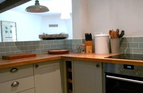 Azillanet House | Lovely house with large garden & private pool in heart of Minervois