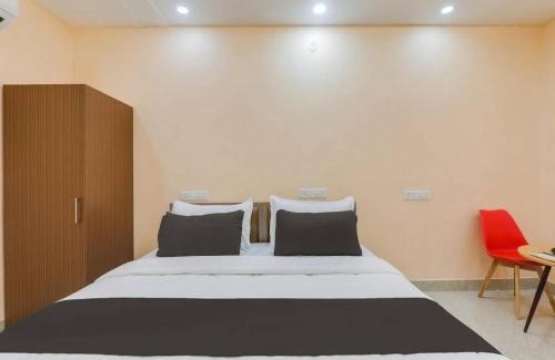 Hazratganj Hotel | Lovely Inn