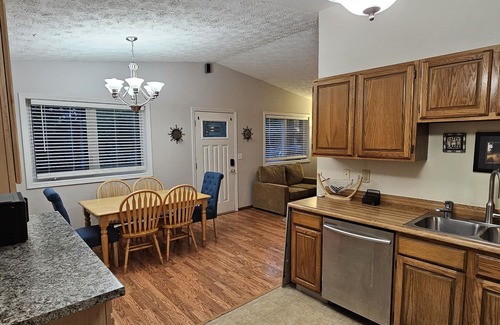 Abbott Loop House | Lovely Ranch Home in South Anchorage Close to UMED, Pet Friendly! 🐕🐈‍⬛🐾