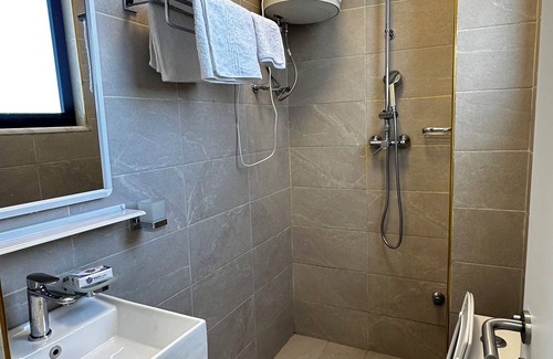 Bole Bed & Breakfast | Lovely Stay + breakfast 303