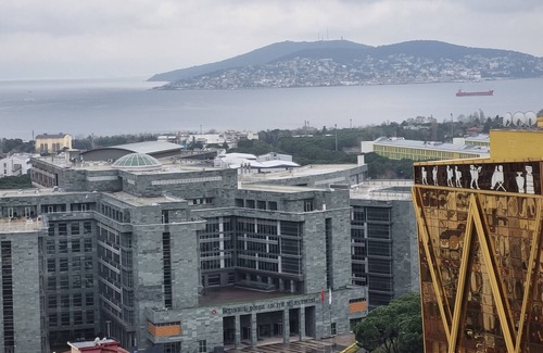 Kartal Apartment | Lovely Studio