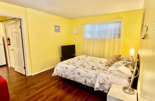 Burnaby House | Lovely suite