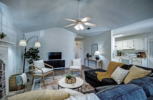 Flowood House | Lovely Two Bedroom Getaway Near the Reservoir