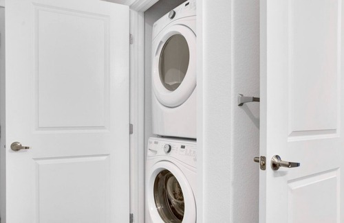 Uptown Apartment | Lovely Uptown 1BR w/ W/D, Gym & Pool, walk to RiNo bars, by Blueground