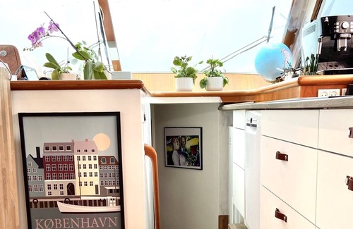 Korsor Boat Rental | Lovely yacht with all that you need for relaxing